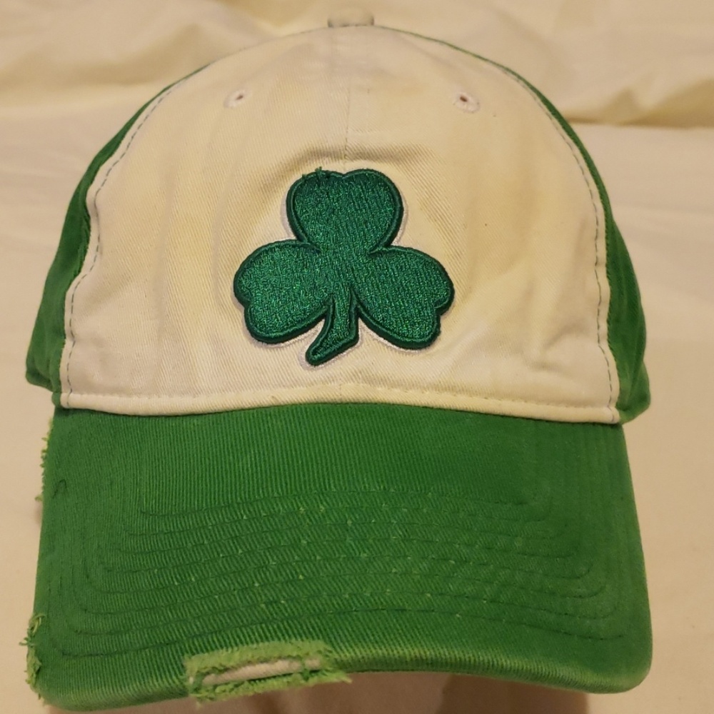 Shamrock hat